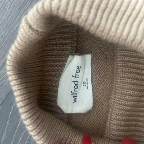 Wilfred Cropped Wool Sweater - Picture 2 of 4